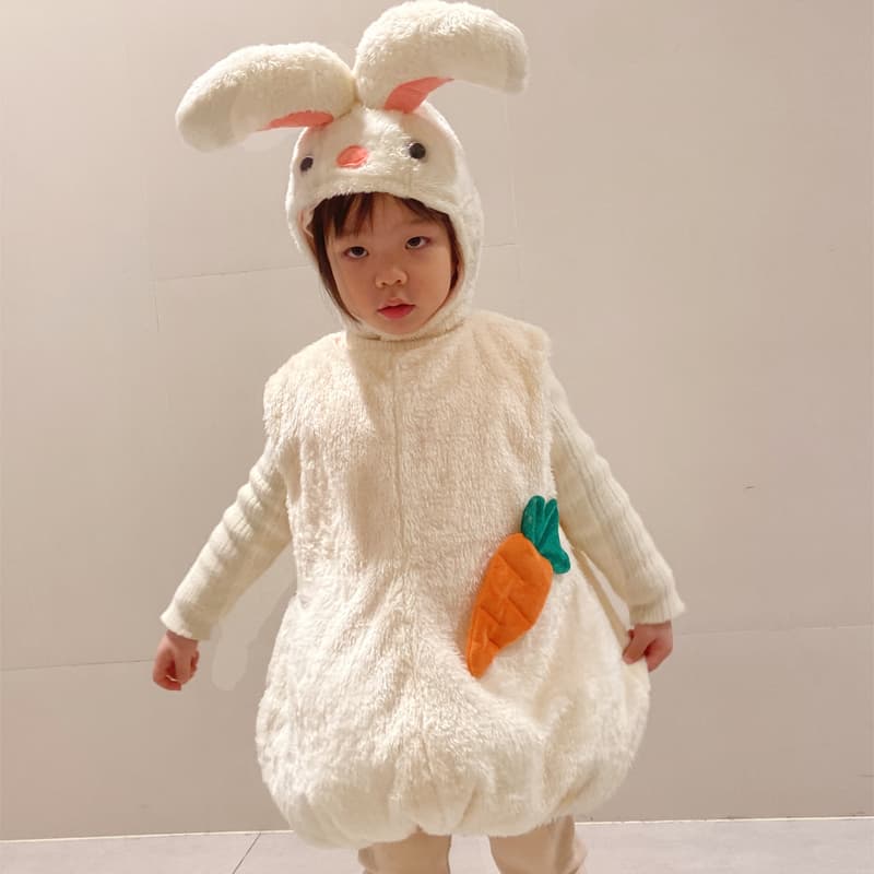 こどもコスプレ もふもふうさぎのコスチューム にんじん付き